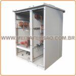Cabine de proteção secundaria atende a todos os padrões  – 15kV / 25kV / 36 kV – Uso externo. ( disponível também na versão interna para todas as classes de tensão)