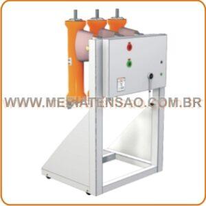 Disjuntor Tripolar a óleo Classe 15Kv ou 25Kv – 550MVA – Beghim Modelo PVO