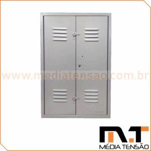 Caixa tipo T com fundo de chapa