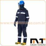 Enxoval completo Risco II composto por: Calça, Camisa, Protetor facial e Balaclava Risco II