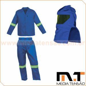 Enxoval completo Risco III / Risco IV composto por: Calça, Camisa e Capuz de Segurança